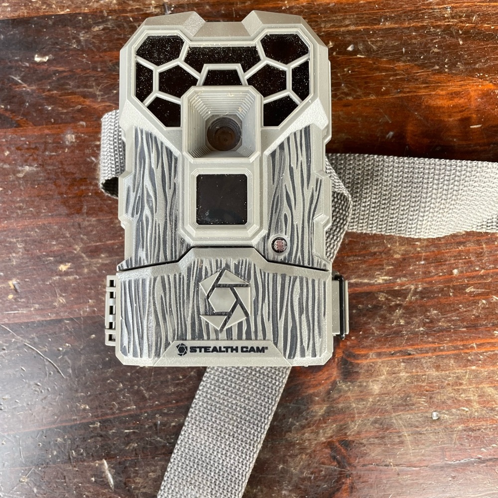 Stealth cam game camera